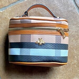 Make Up bag Queen Bee